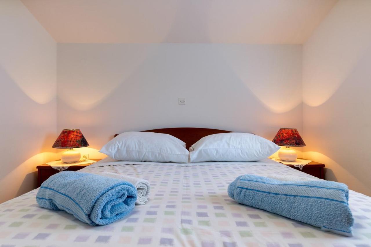 Apartments Pino ราบัซ ภายนอก รูปภาพ