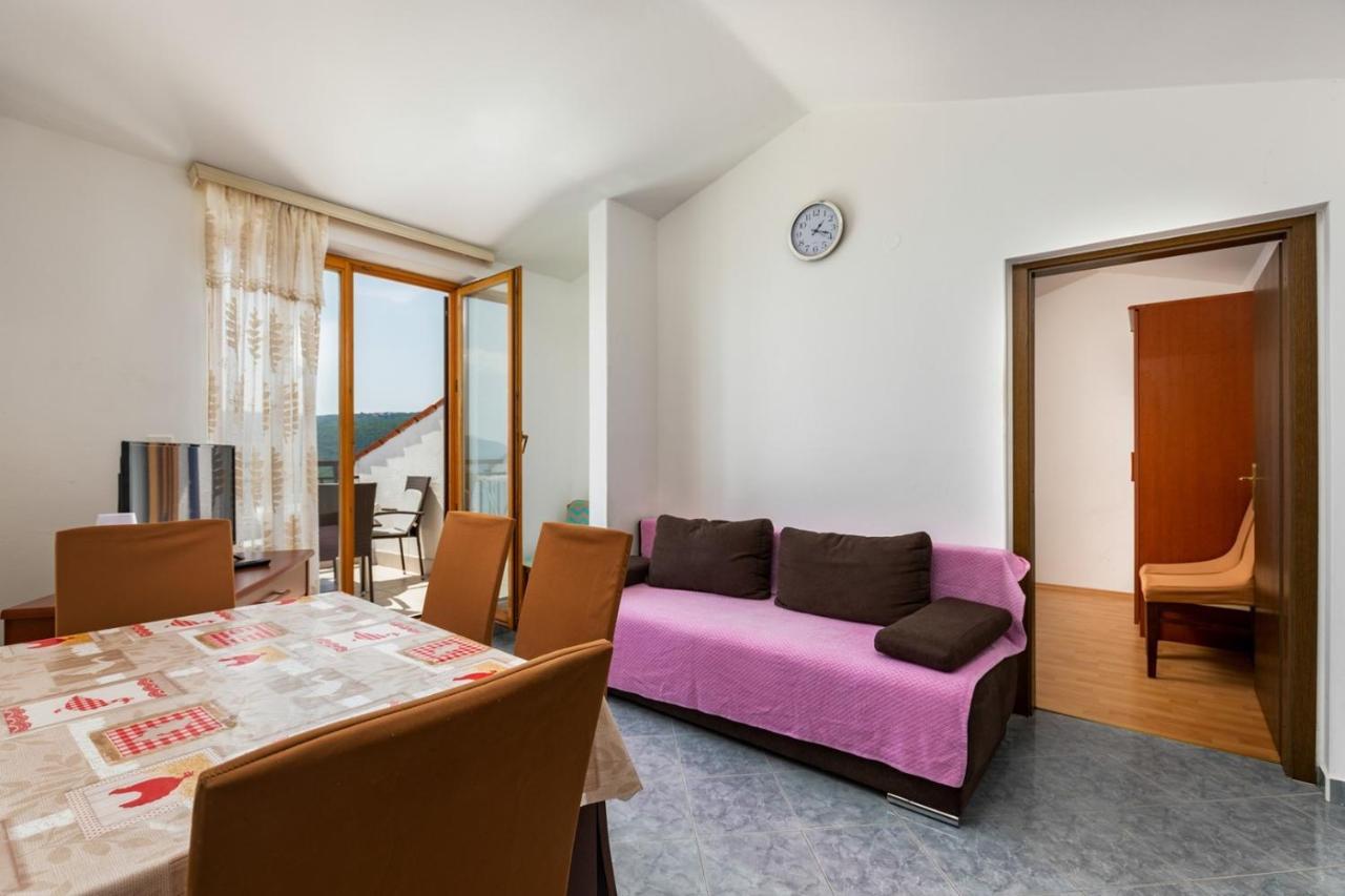 Apartments Pino ราบัซ ภายนอก รูปภาพ